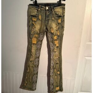 THRT Jeans Size 32 Paisley Embroider  Flare Jeans Boho Grunge Western Festival